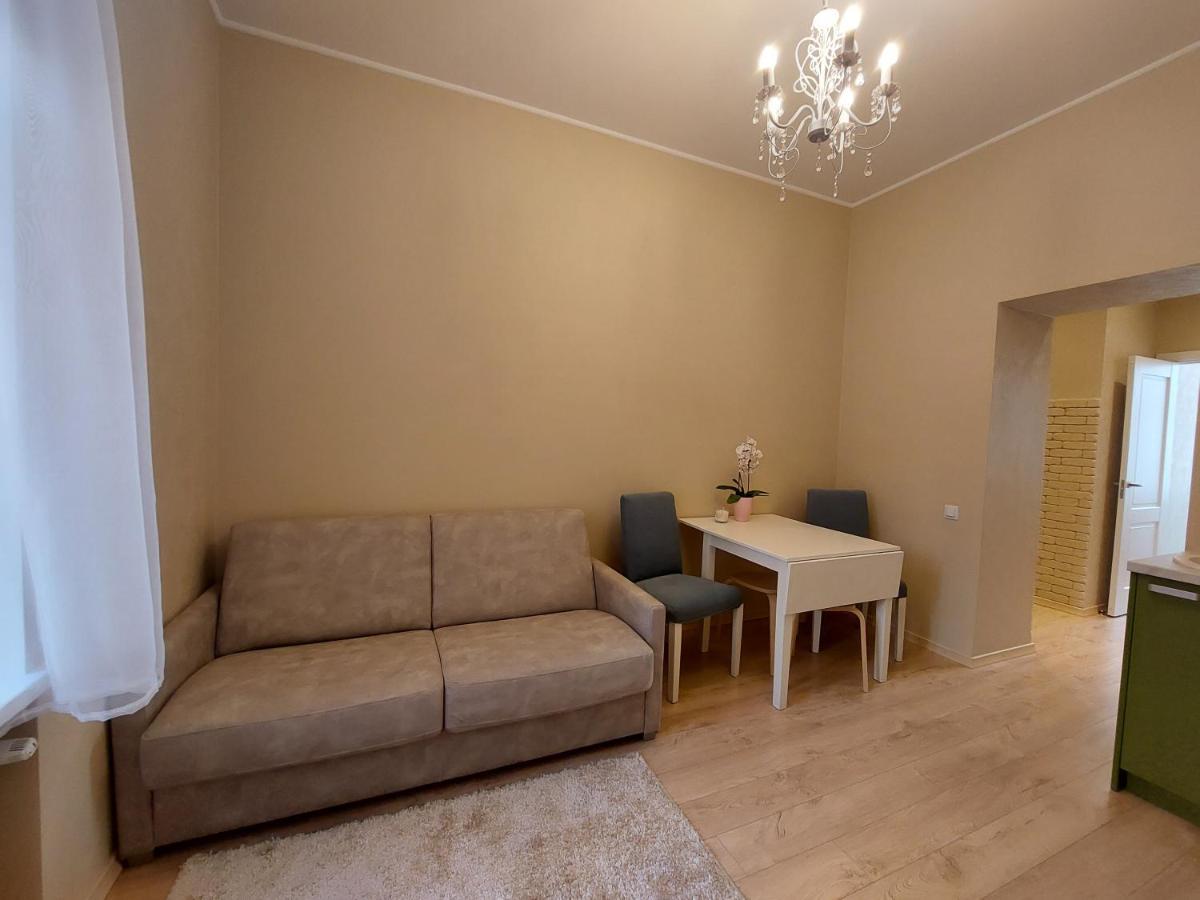 Cosy One Seperate Bedroom Apartment In City Center, Perfect For Family Trip. 里加 外观 照片